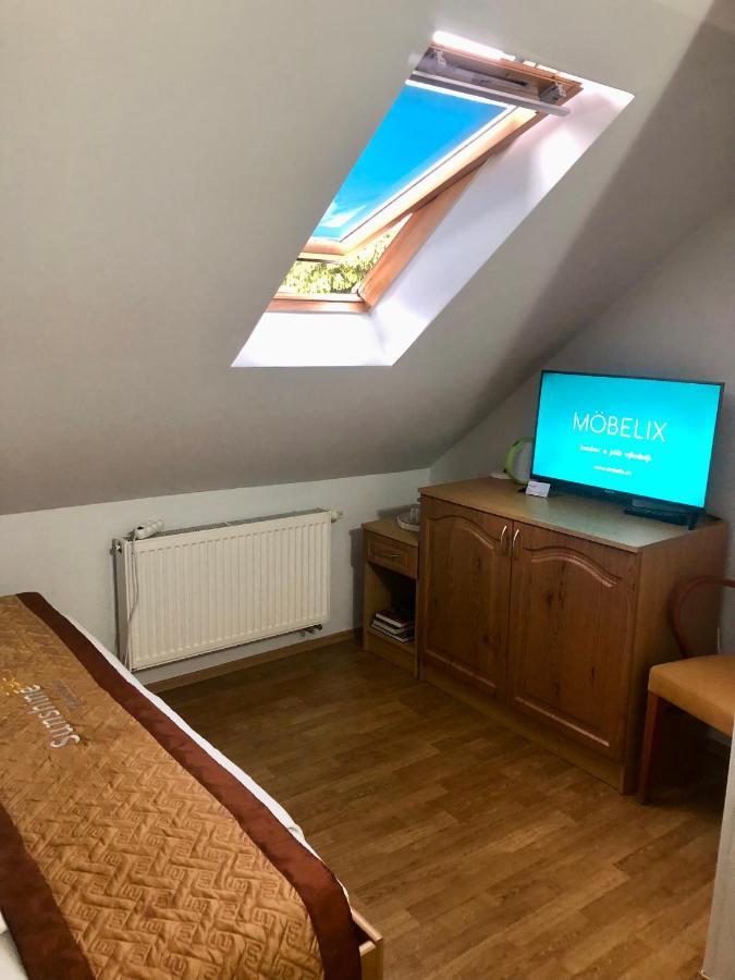 Sunshine Pension Karlovy Vary Exterior foto